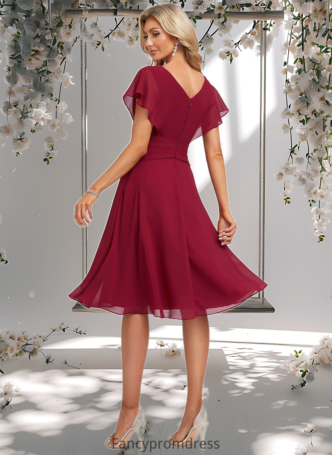 Elaine A-line V-Neck Knee-Length Chiffon Homecoming Dress With Ruffle DRP0025716