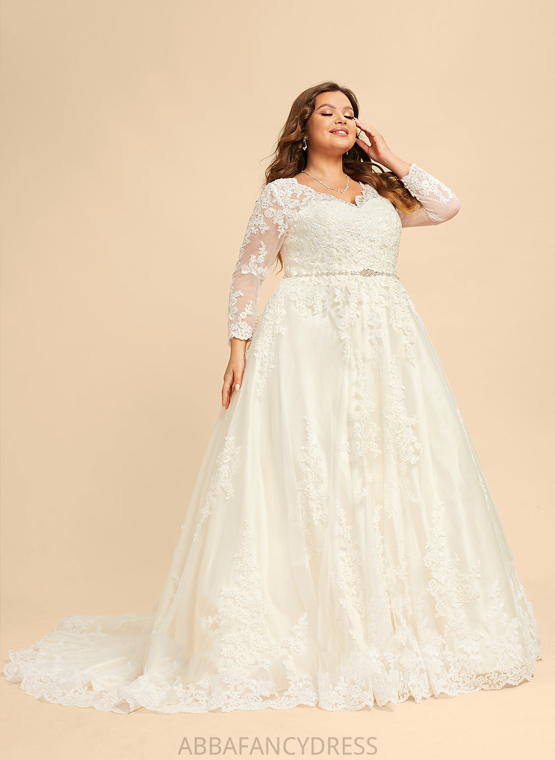 Ball-Gown/Princess Lace V-neck Wedding Dresses Tulle With Beading Chapel Train Kadence Wedding Sequins Dress