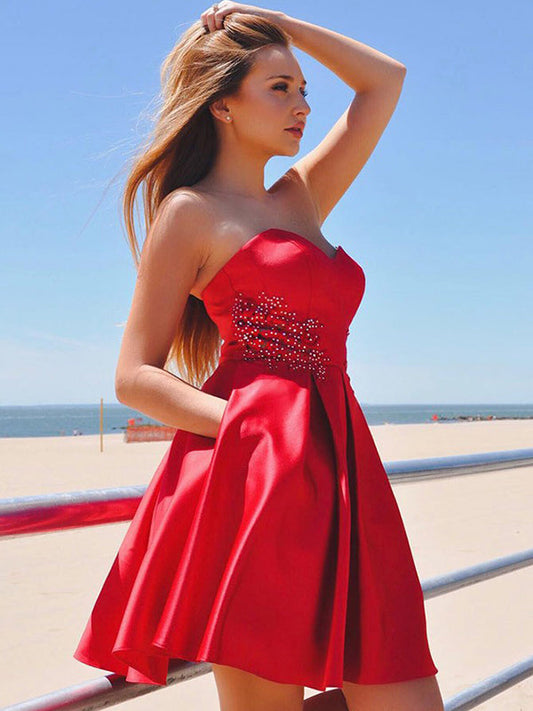 2024 A-Line Sweetheart Sleeveless Beading Satin Homecoming Dresses Mariah Pleated Cut Short/Mini