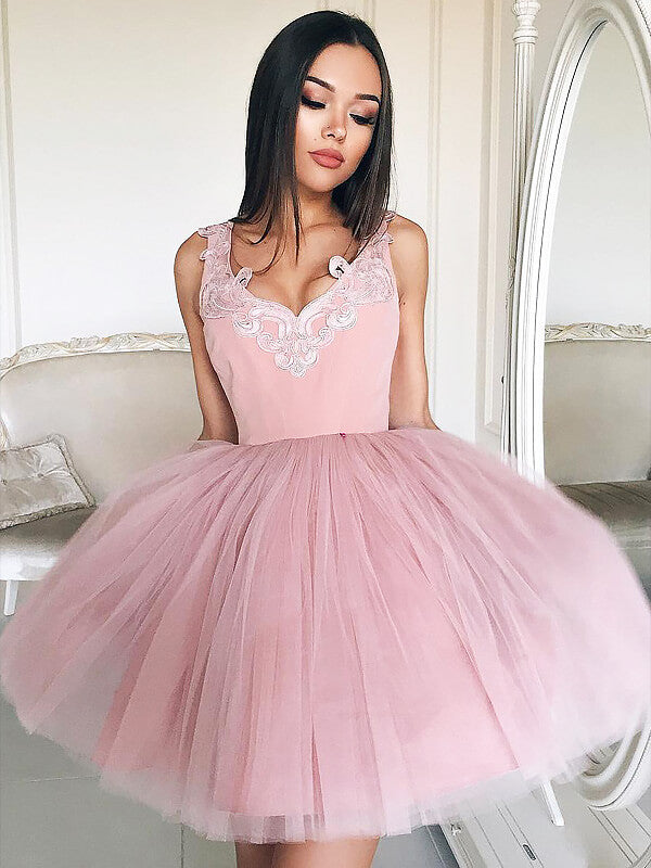 Tulle Ball Gown Homecoming Dresses Kaylin V Neck Sleeveless Applique Cut Short Mini