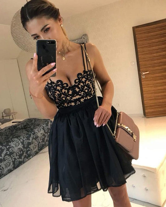 Straps Sweetheart Black Appliques Ball Gown Organza Homecoming Dresses Crystal Short Sexy Backless