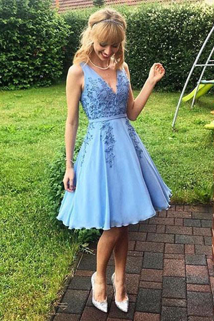 Deep V Neck Sleeveless A Line Homecoming Dresses Chiffon Kimora Blue Appliques Pleated