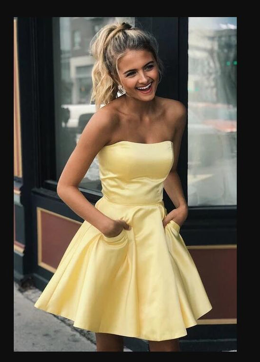 Strapless Sweetheart Satin Homecoming Dresses Pam A Line Light Yellow Pockets Pleated Short