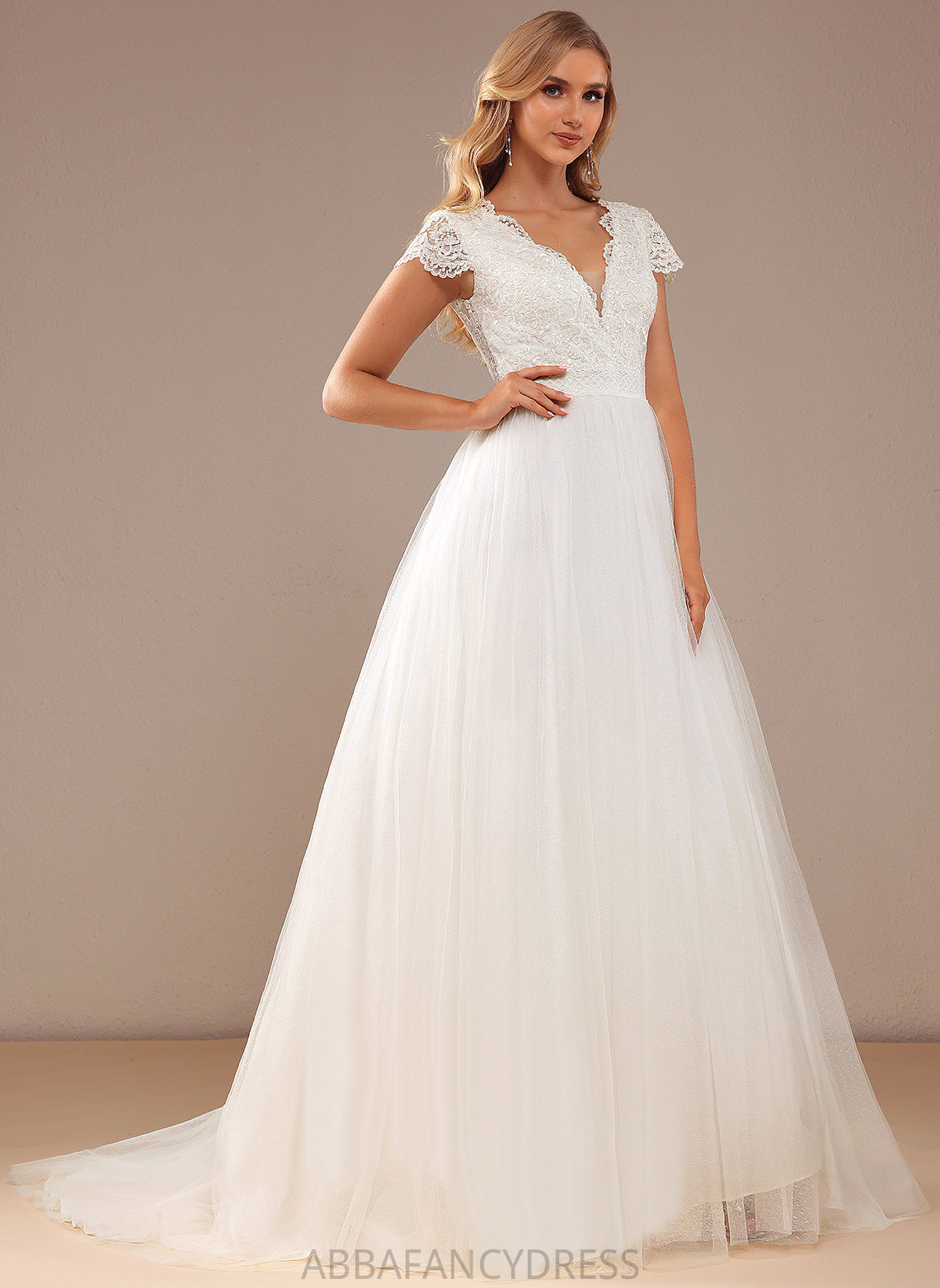 With Sequins Wedding Ball-Gown/Princess V-neck Train Court Valerie Dress Lace Tulle Wedding Dresses Lace