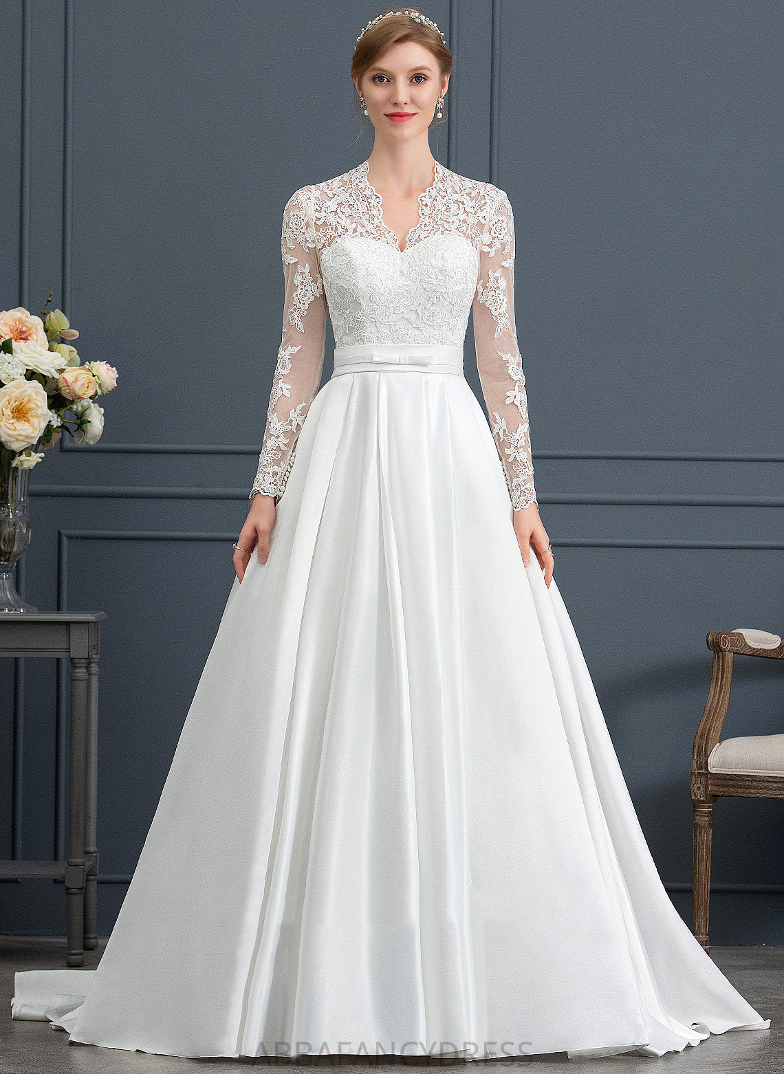 Court Marianna With Wedding Wedding Dresses Ball-Gown/Princess Train Lace V-neck Satin Bow(s) Dress