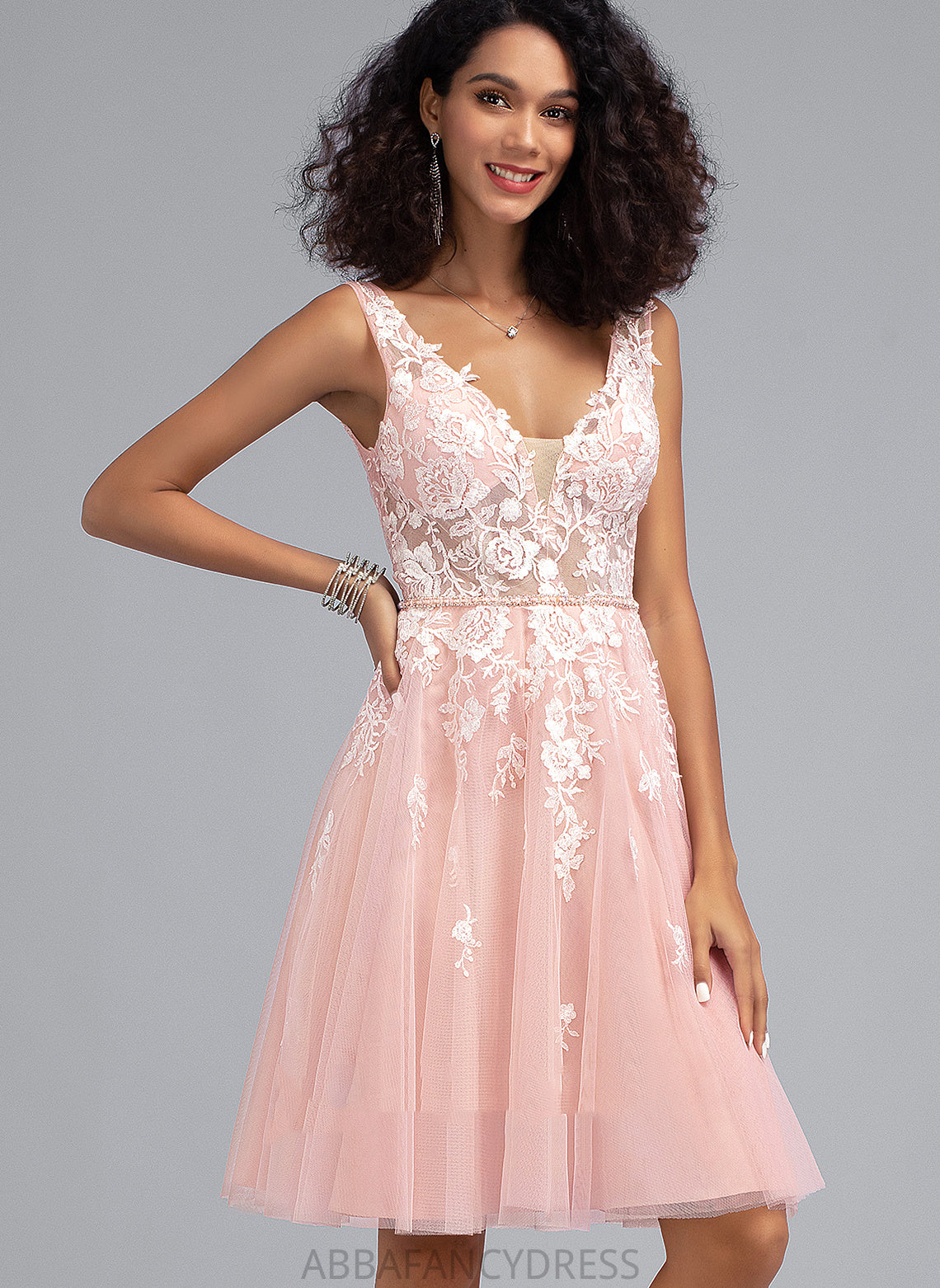 Beading Sequins Charlotte With Homecoming Lace A-Line Knee-Length Homecoming Dresses Tulle V-neck Dress