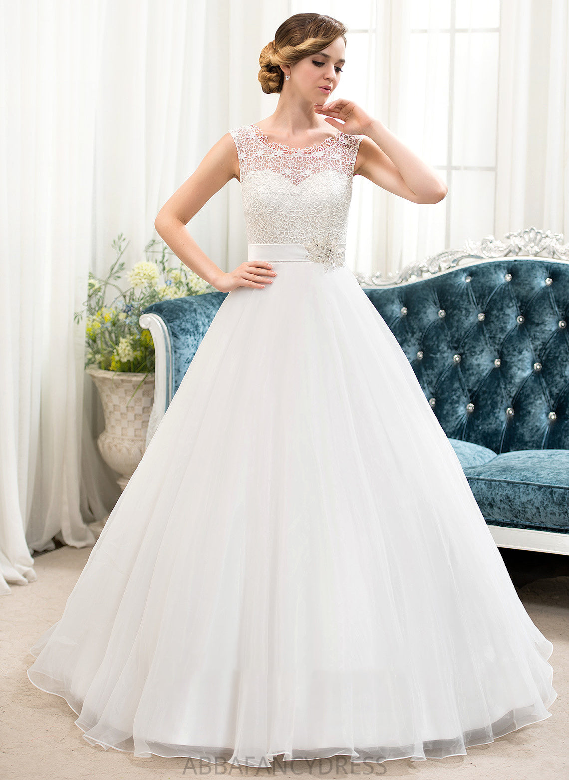 Train Organza Wedding Sequins Neck Ball-Gown/Princess Dress With Beading Wedding Dresses Lace Sweep Sidney Scoop