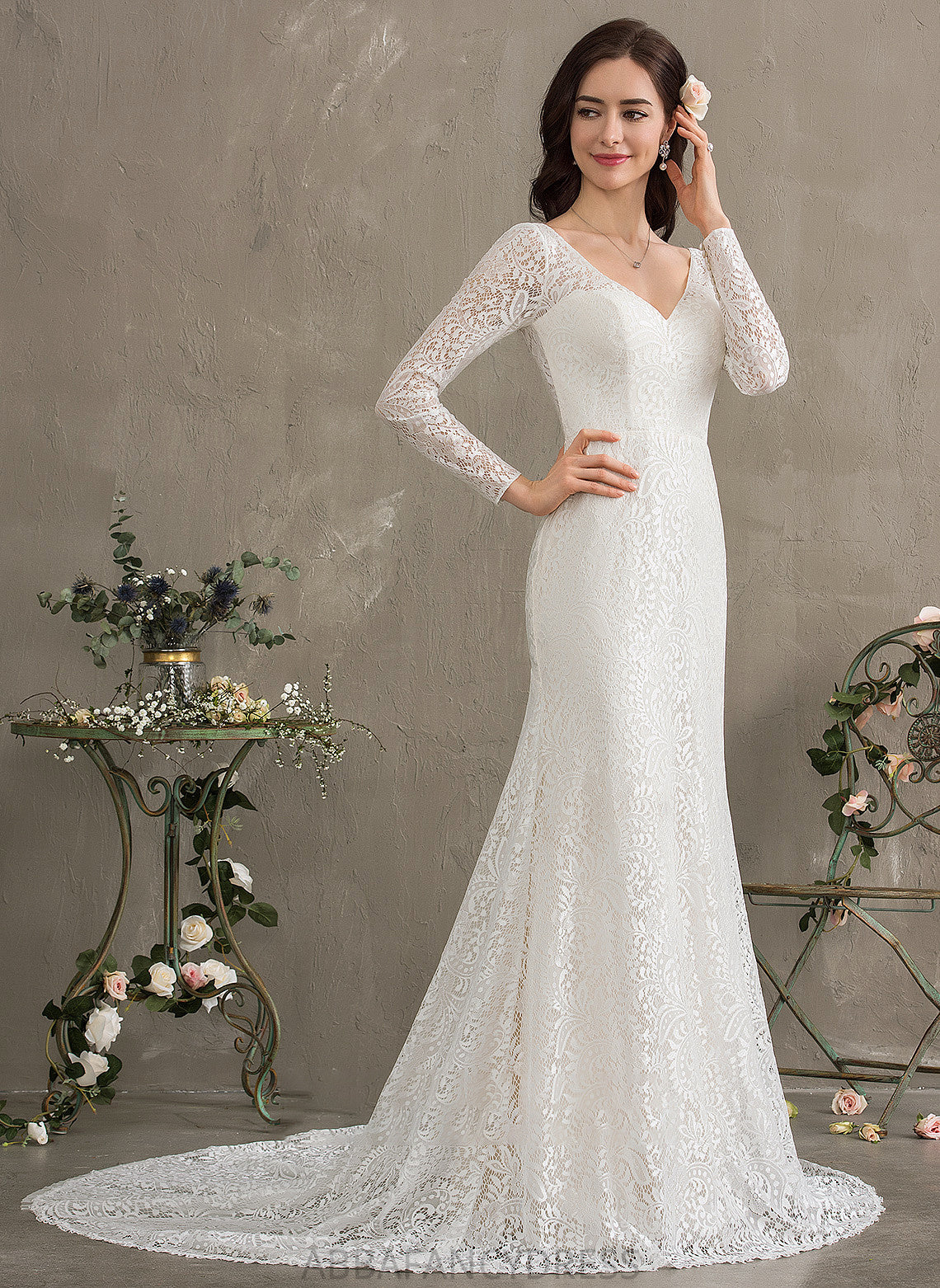 Court Dress Dahlia Trumpet/Mermaid V-neck Lace Wedding Train Wedding Dresses