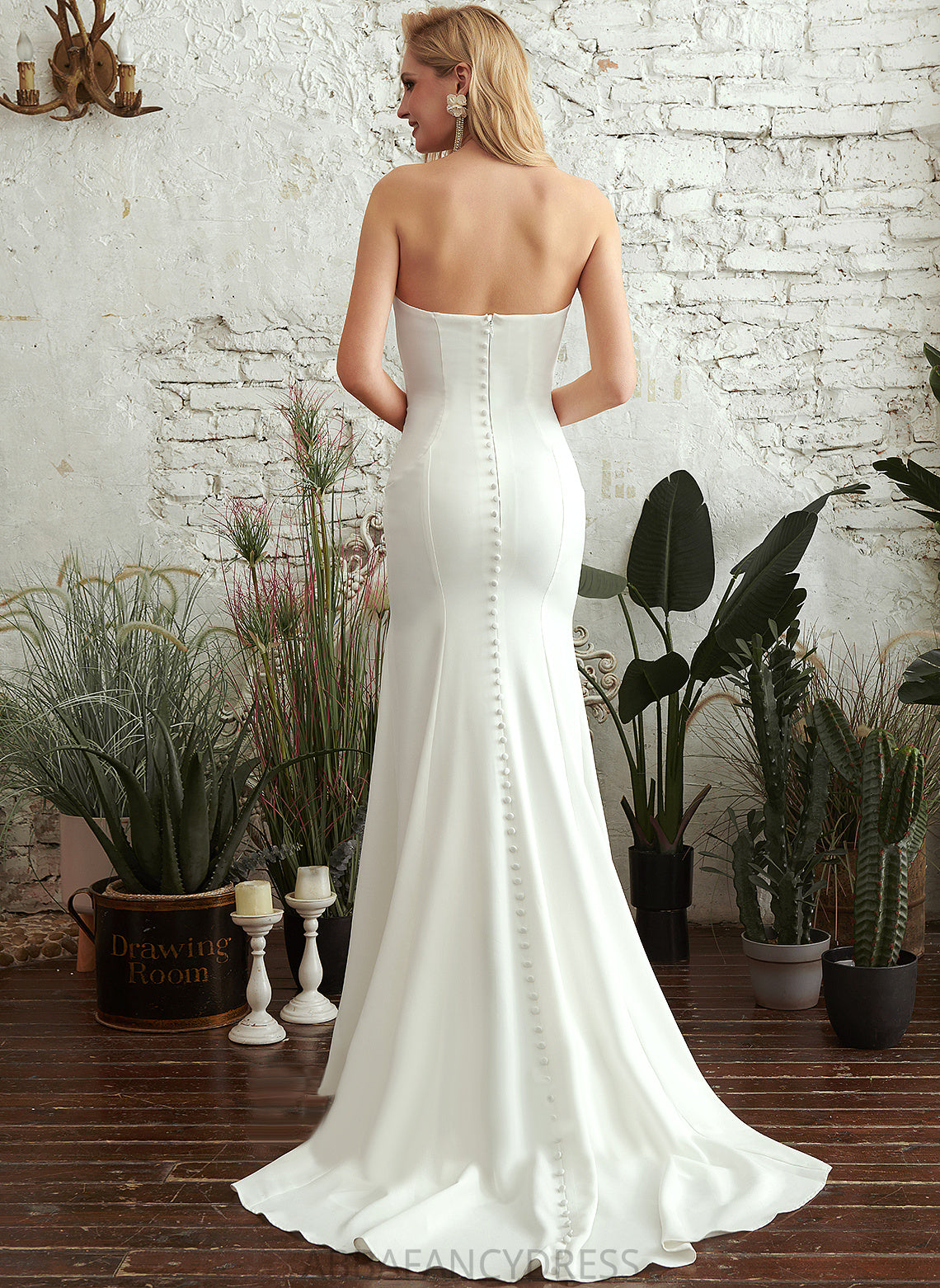 Train Stretch Wedding Dresses Trumpet/Mermaid Wedding Crepe Willa Dress Straight Sweep