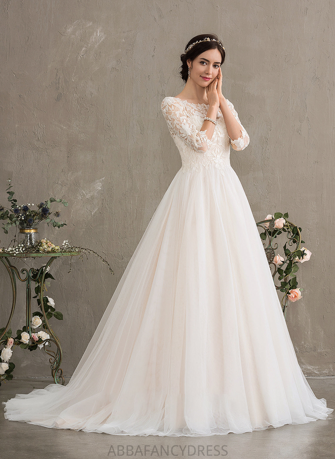 Wedding Raina With Court Tulle Dress Scoop Wedding Dresses Ball-Gown/Princess Train Neck Sequins