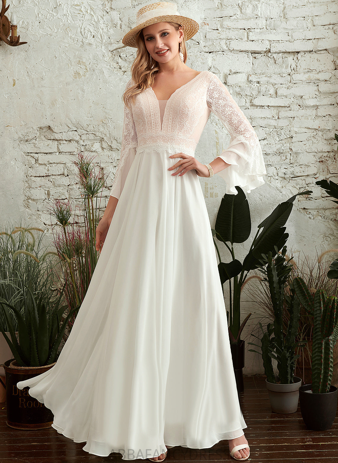 A-Line Uerica Floor-Length Chiffon V-neck Wedding Wedding Dresses Dress Lace