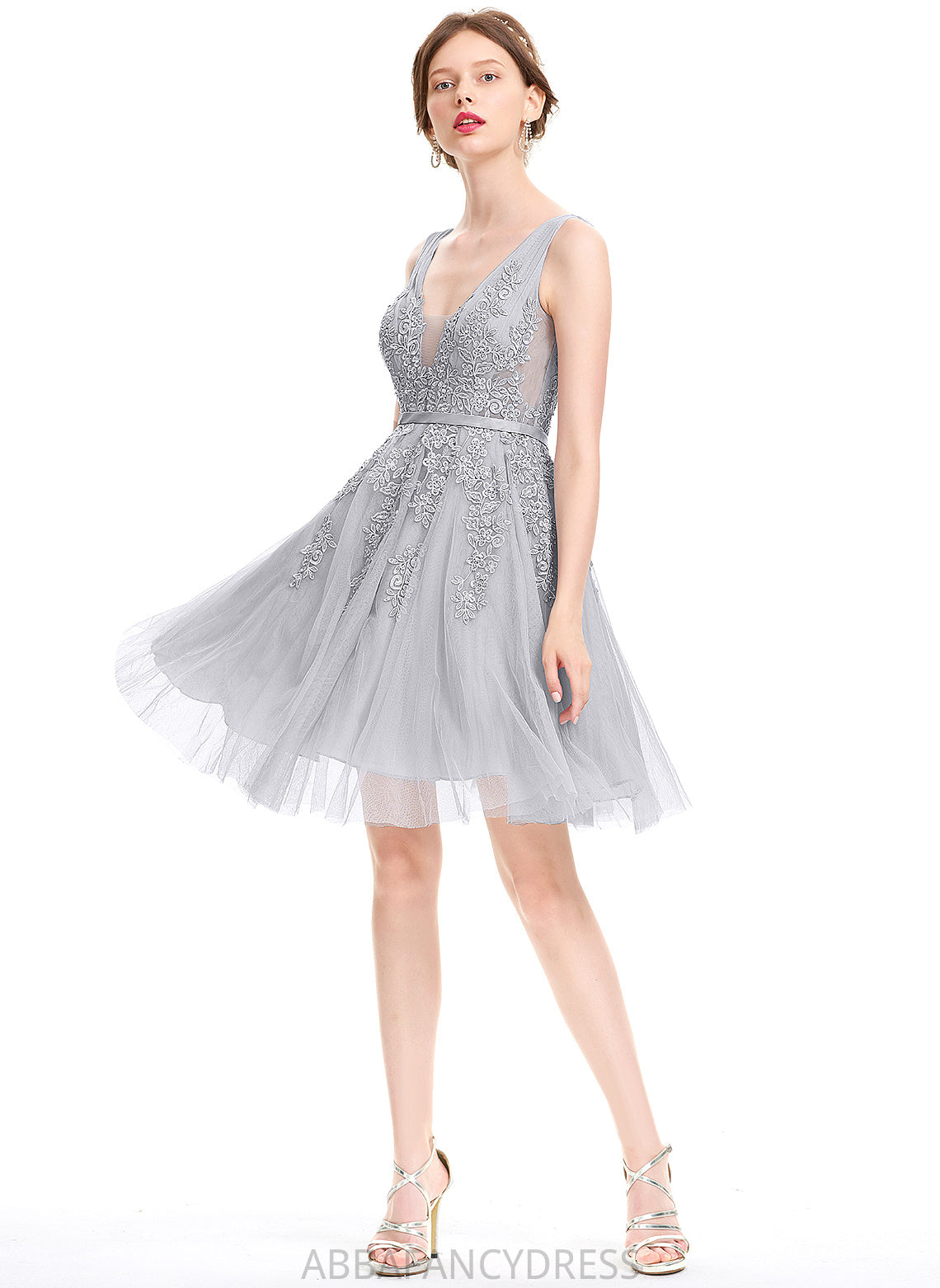 A-Line Tulle Kaylyn Beading Homecoming Sequins Dress Knee-Length With Lace V-neck Homecoming Dresses