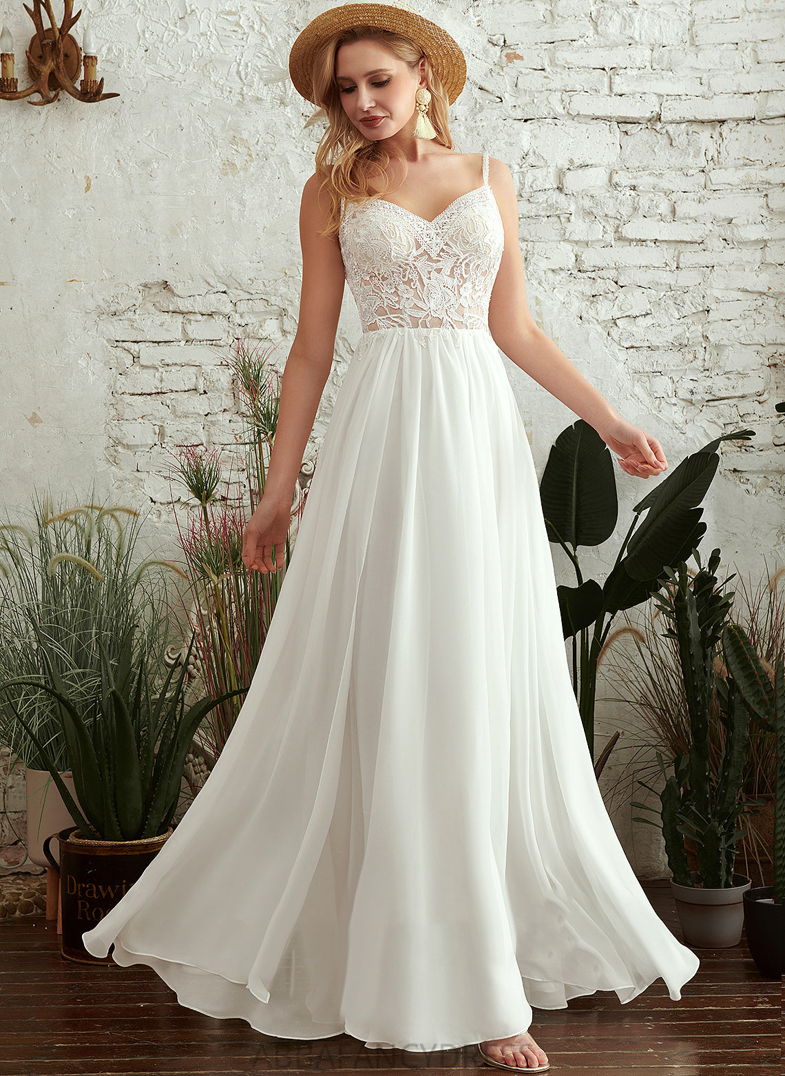 A-Line Lace Split Charlize Wedding With Floor-Length Dress Chiffon Front V-neck Beading Wedding Dresses