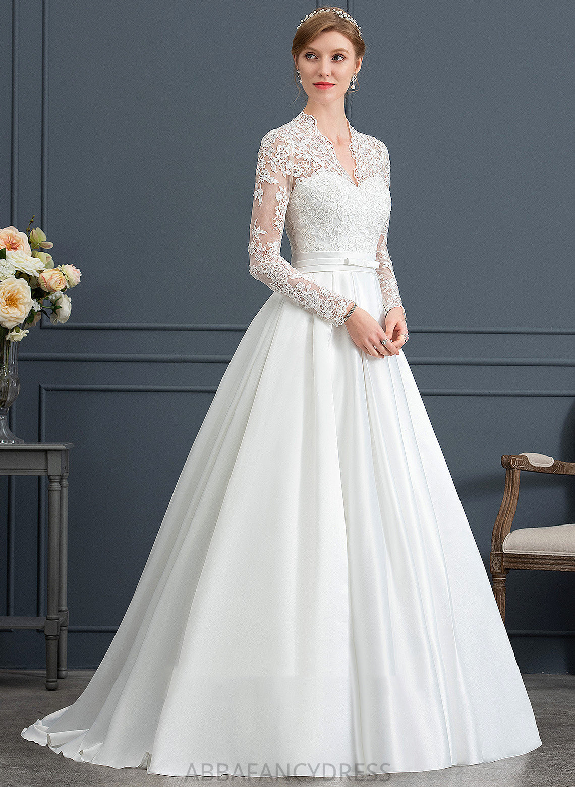 Court Marianna With Wedding Wedding Dresses Ball-Gown/Princess Train Lace V-neck Satin Bow(s) Dress