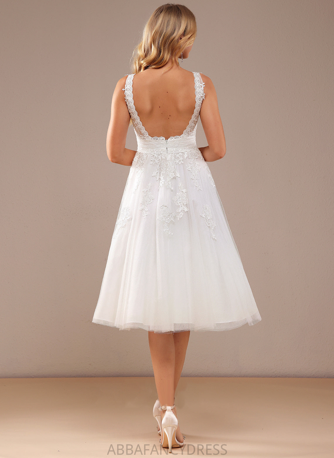 Kaia Wedding Dress Knee-Length Wedding Dresses A-Line V-neck With Lace Lace Tulle