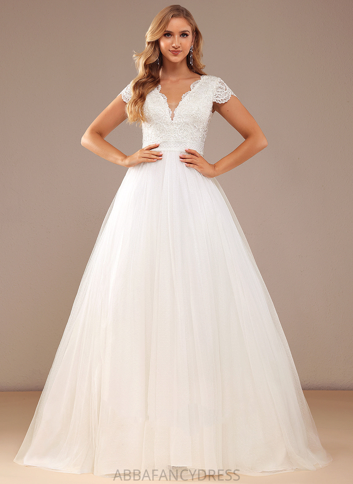 With Sequins Wedding Ball-Gown/Princess V-neck Train Court Valerie Dress Lace Tulle Wedding Dresses Lace