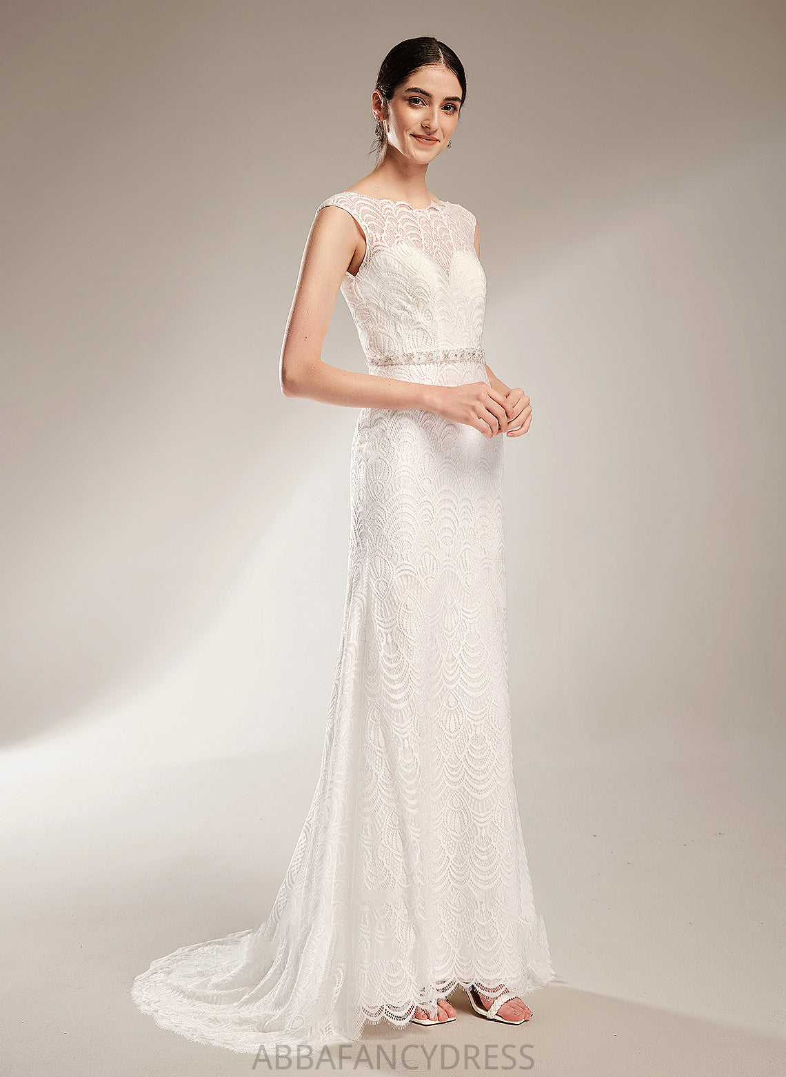 Sequins Sheath/Column Scoop Wedding Wedding Dresses Train Court Dress With Leanna Beading Neck