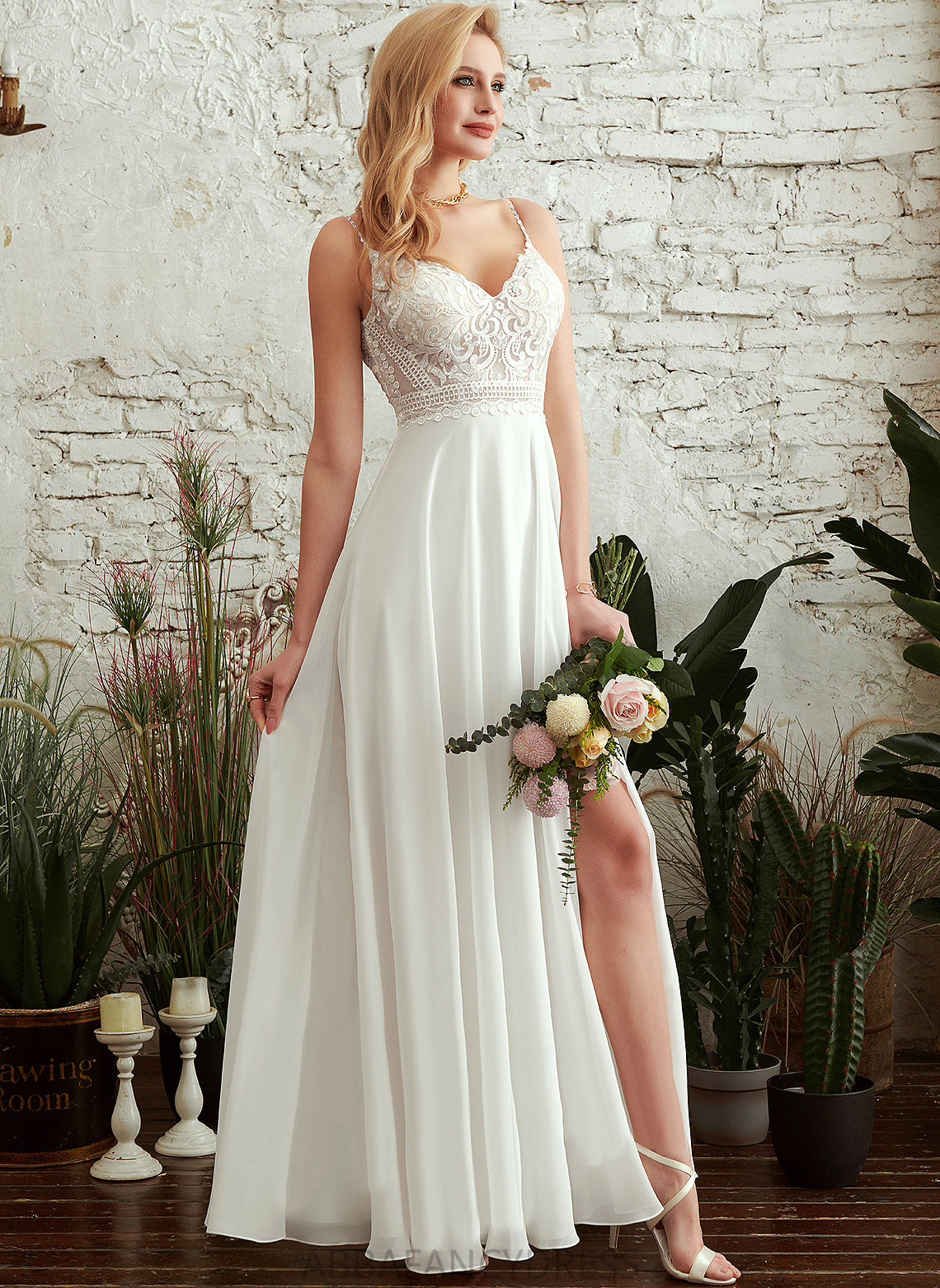 Front Ariana Chiffon Dress Split Wedding A-Line Wedding Dresses V-neck Lace With Floor-Length