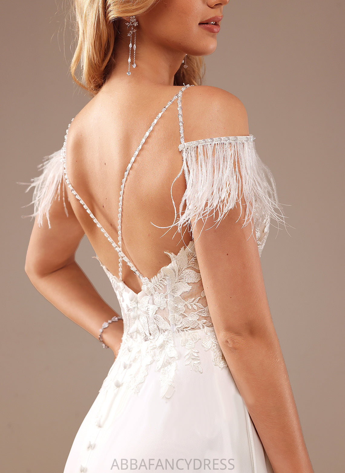 Sequins Train Dress With Deanna Wedding Feather V-neck Beading Pockets A-Line Court Lace Lace Wedding Dresses Chiffon