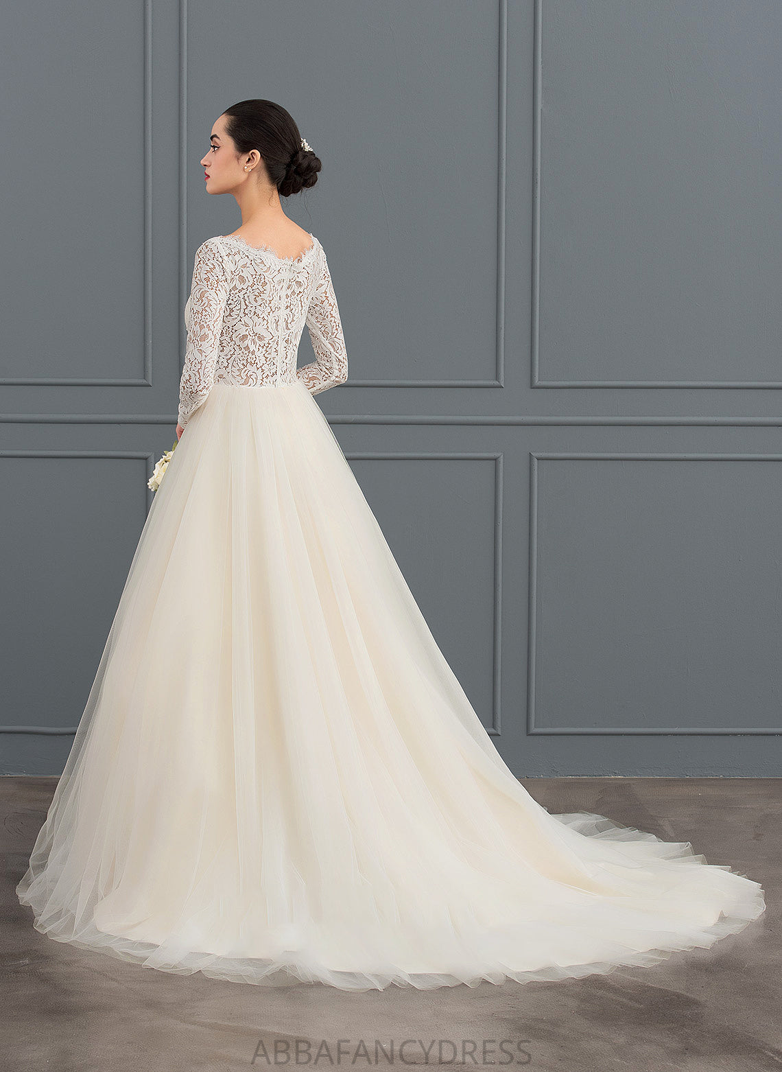 Kinsley Tulle Ball-Gown/Princess Dress Wedding Dresses Court Lace Wedding V-neck Train