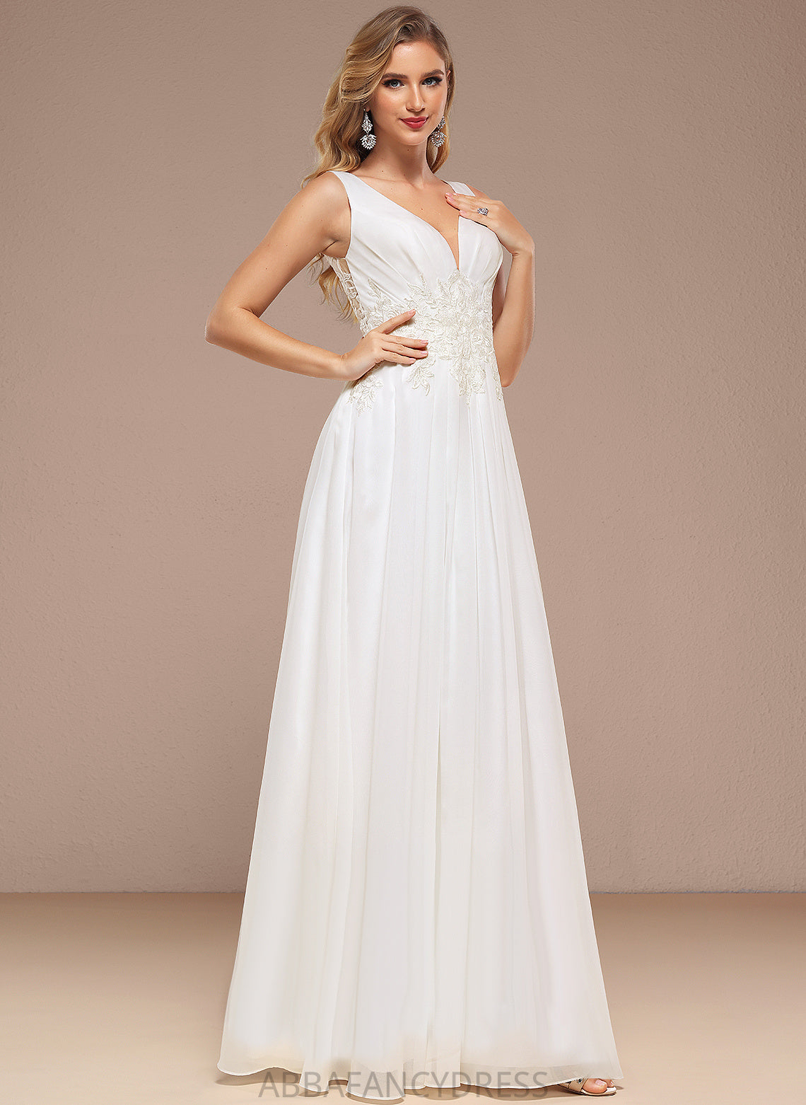 Chiffon Floor-Length Sequins Wedding Dress Daniela Wedding Dresses A-Line V-neck With Lace