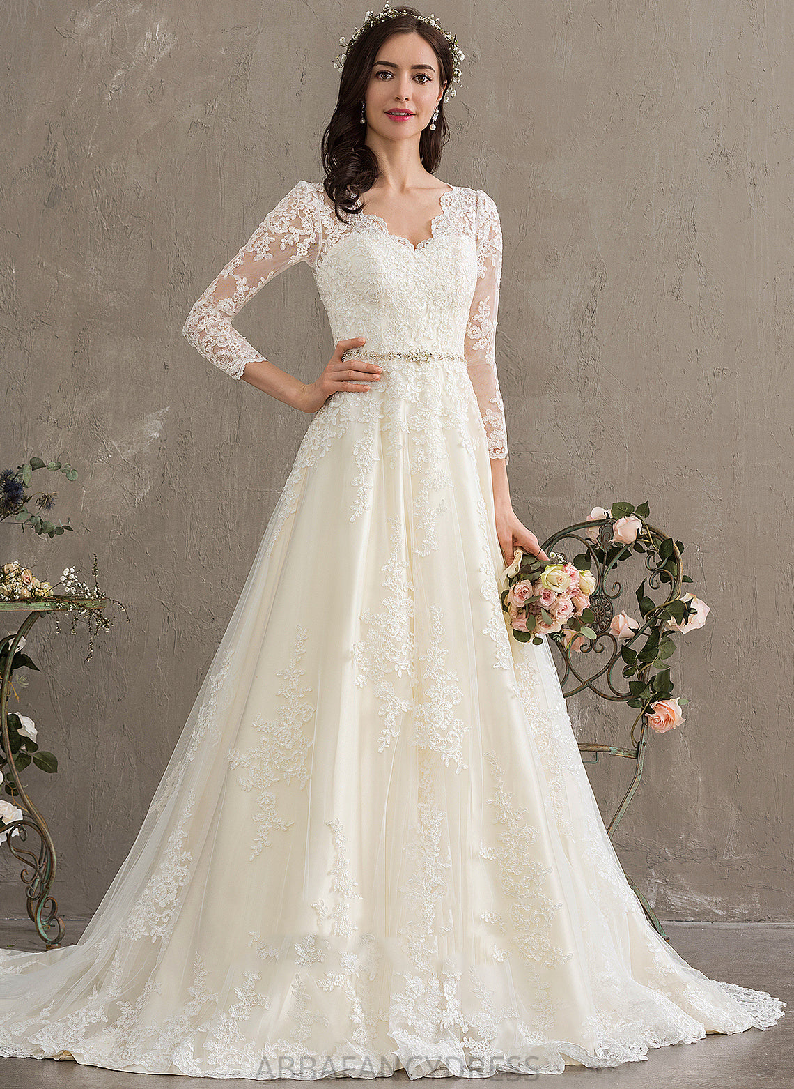 Ball-Gown/Princess Lace V-neck Wedding Dresses Tulle With Beading Chapel Train Kadence Wedding Sequins Dress