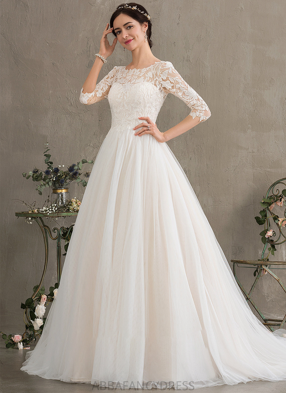 Wedding Raina With Court Tulle Dress Scoop Wedding Dresses Ball-Gown/Princess Train Neck Sequins