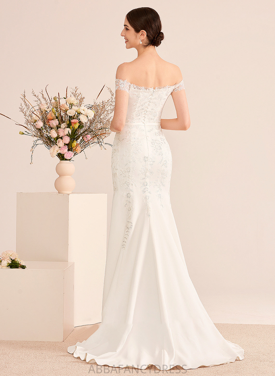 Train Off-the-Shoulder Wedding Trumpet/Mermaid Lace Sequins Court Wedding Dresses Londyn With Dress