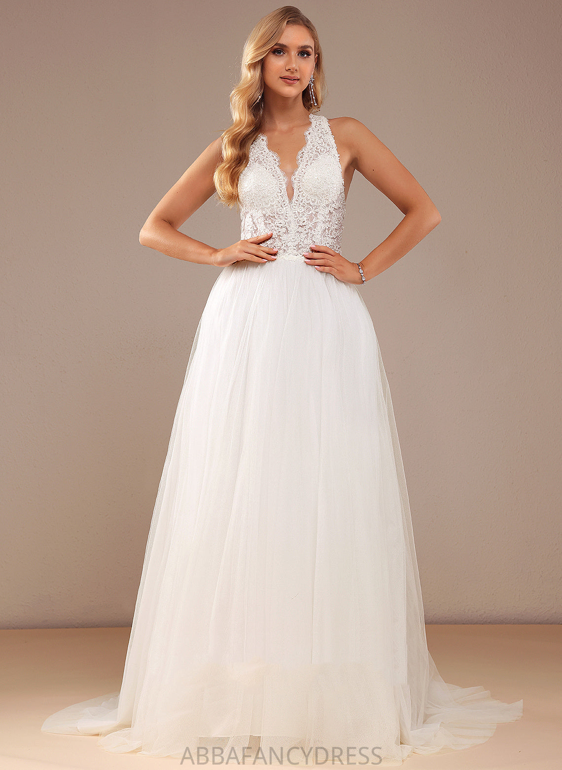 With Lace Georgia Court Ball-Gown/Princess Sequins Lace Dress Tulle Wedding V-neck Wedding Dresses Train