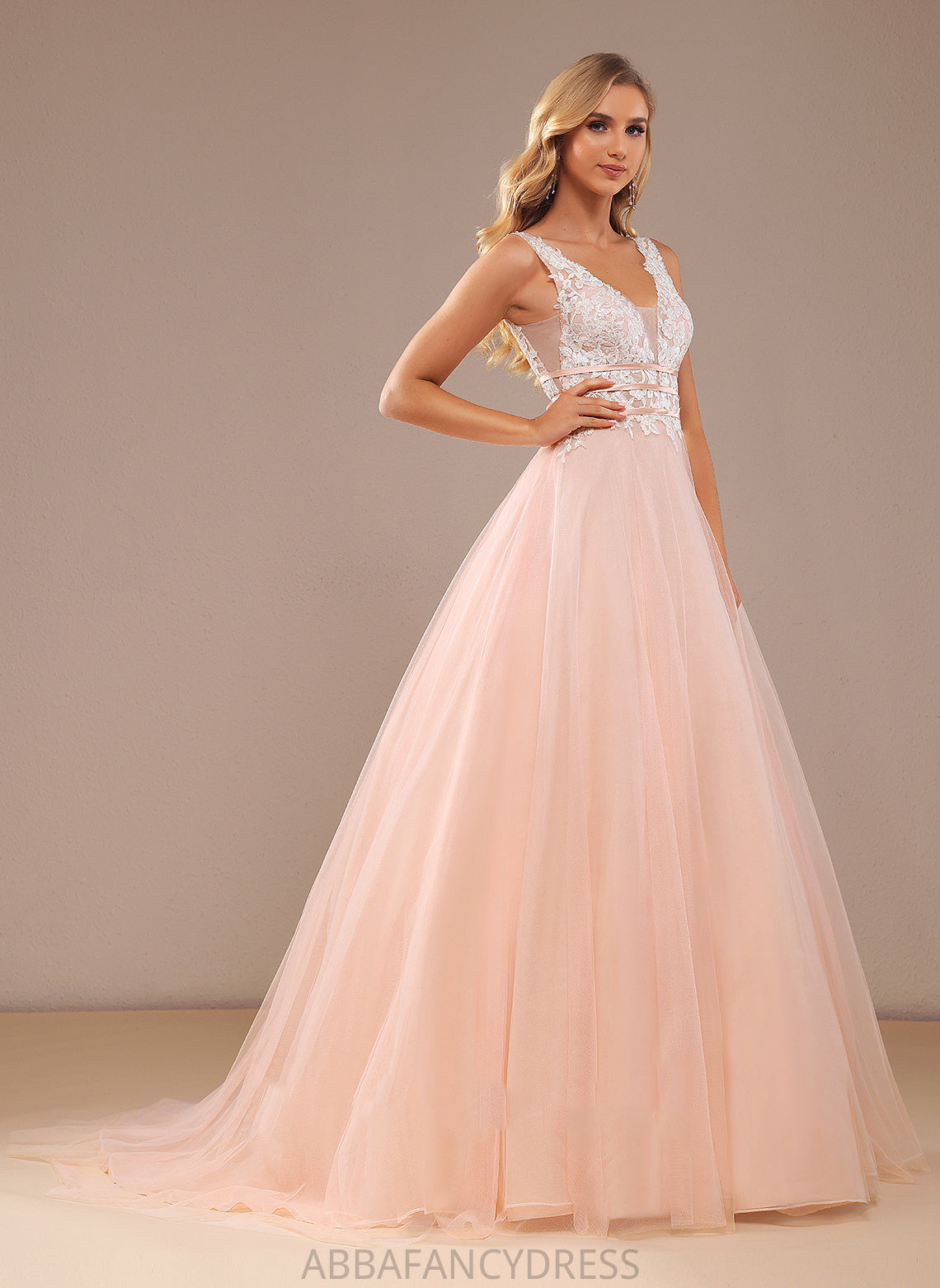 Sequins Court Pauline Wedding Dresses Wedding Lace Ball-Gown/Princess With V-neck Tulle Train Dress Lace