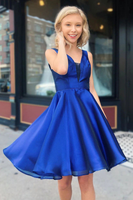 A-Line Royal Blue V-Neck Short Homecoming Dresses