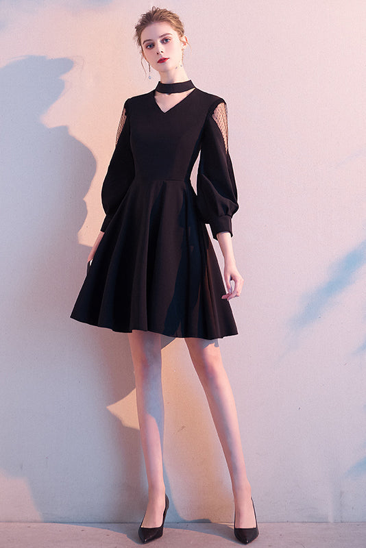 Sexy Black Halter V Neck Long Sleeves A Line Short Homecoming Dresses