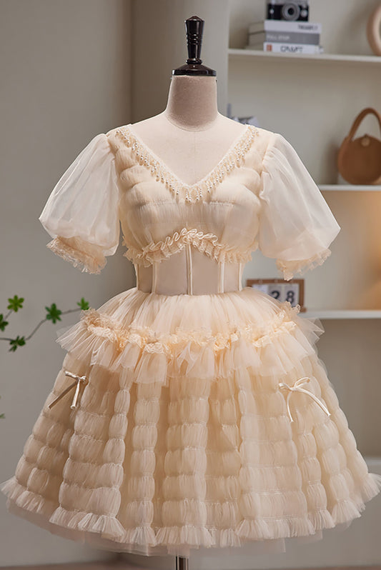 Champagne V Neck Short Sleeves Tulle Short Homecoming Dresses